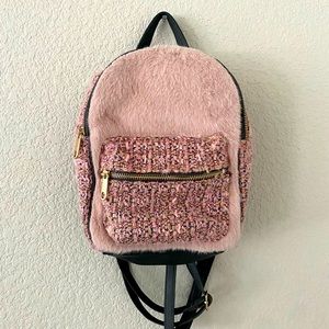 Cute pink mini backpack from ICING’S